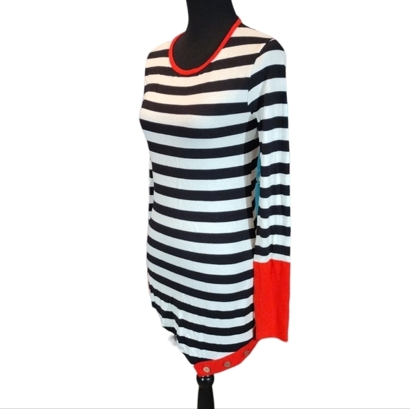 42 Pops Striped Asymmetrical Top - Picture 2 of 5